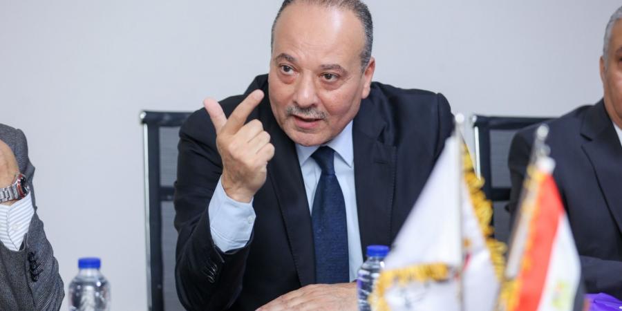 أمانة
      الدفاع
      والأمن
      القومي
      بـ"الجبهة
      الوطنية"
      توفر
      فرص
      عمل
      للشباب
      بعدد
      من
      المحافظات - تكنو بلس