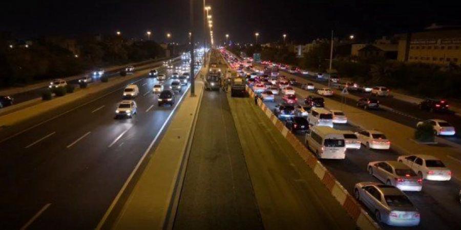 وزير
      الأشغال
      الكويتي:
      أعمال
      صيانة
      جذرية
      لطريق
      الفحيحيل
      السريع
      ضمن
      العقود
      الجديدة - تكنو بلس