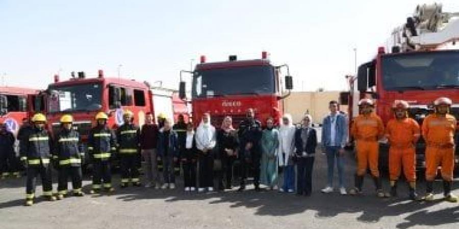 السيطرة على حريق شركة الأدوية بالأزبكية دون إصابات