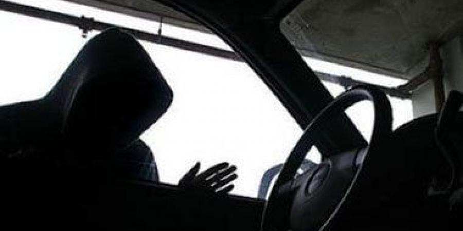 ضبط لصوص يسرقون العيادات الطبية والسيارات بالمفتاح المصطنع