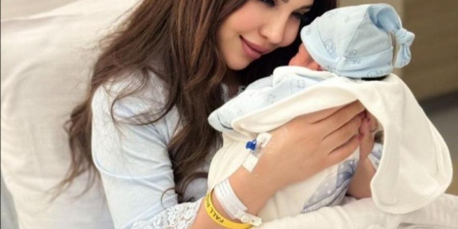 أميرة
      بدر
      بعد
      ولادة
      طفلها
      هارون:
      رزقنا
      الله
      بأميرنا
      الصغير
      شكرا
      من
      القلب
      لكل
      من
      دعى
      له - تكنو بلس