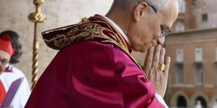 البابا
      الجديد
      يتخذ
      اسم
      “لاوون
      الرابع
      عشر”
      رسميًا - تكنو بلس