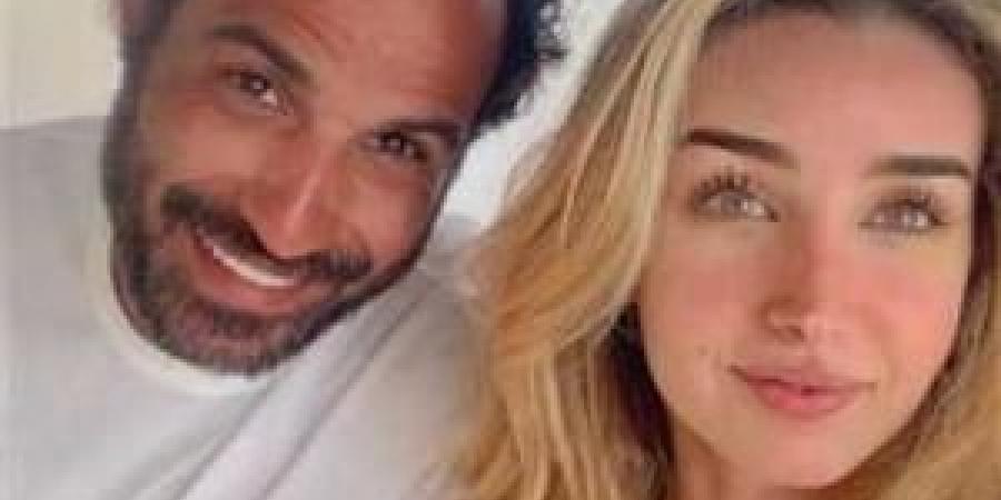 "مفاجأة
      مش
      كده"
      ..
      أحمد
      فهمي
      يثير
      الجدل
      بفيديو
      مع
      هنا
      الزاهد - تكنو بلس