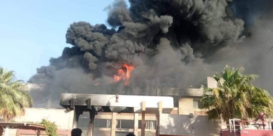 المباحث تستمع لأقول شهود العيان لكشف ملابسات حريق مصنع بمدينة 6 أكتوبر