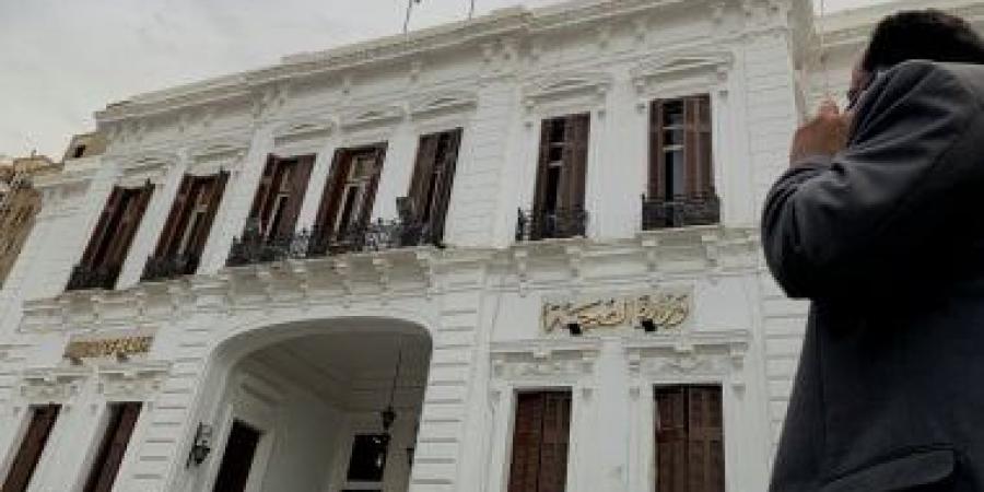 القانون يُحدد مصدر تمويل زيادة بدل جهود المهن الطبية.. تعرف عليها