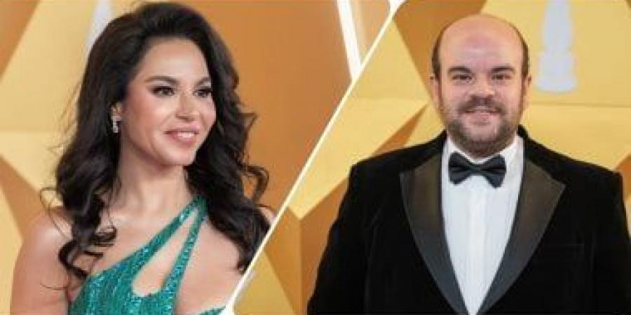 محمد
عبد
الرحمن
متزوج
من
نسرين
أمين
فى
فيلم
بيج
رامى
مع
رامز
جلال - تكنو بلس