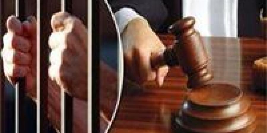 إحالة
      محصل
      غاز
      للمفتي
      بتهمة
      قتل
      سيدة
      مسنة
      بزفتى - تكنو بلس