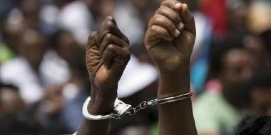 حبس مقاول 4 أيام بتهمة حيازة سلاح نارى بدون ترخيص فى المعصرة