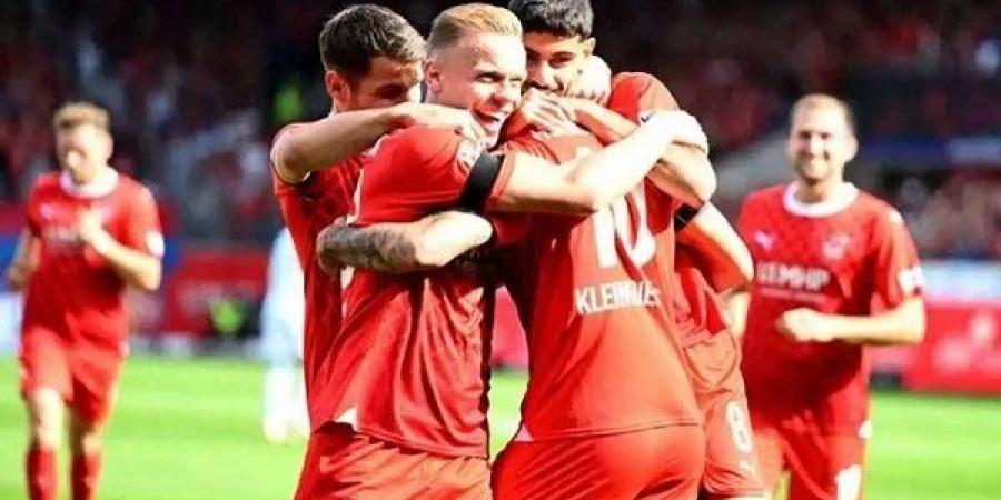 بث
      مباشر..
      شاهد
      مباراة
      هايدنهايم
      وفيردر
      بريمن
      في
      الدوري
      الألماني - تكنو بلس