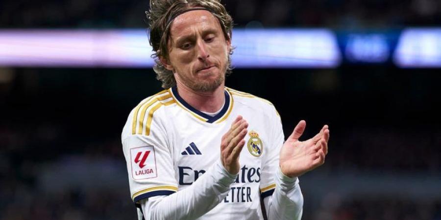 “مودريتش
      على
      أعتاب
      البقاء”
      نجم
      ريال
      مدريد
      يقترب
      من
      تجديد
      عقده - تكنو بلس