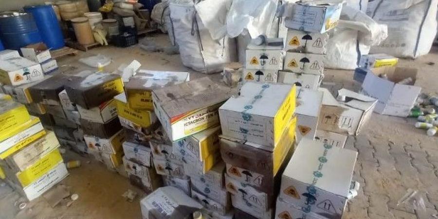 ضبط
مخزن
لتعبئة
مبيدات
زراعية
منتهية
الصلاحية بجمصه - تكنو بلس