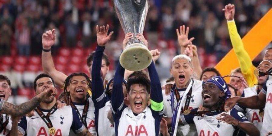 توتنهام
      يحتفل
      بلقب
      الدوري
      الأوروبي
      في
      موكب
      بحافلة
      مكشوفة - تكنو بلس
