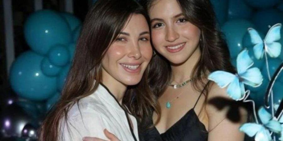ابنة
      نانسي
      عجرم
      تخطف
      الأضواء
      في
      عيد
      ميلادها
      الـ16..
      جمال
      ناعم
      وطول
      يفوق
      والدتها - تكنو بلس