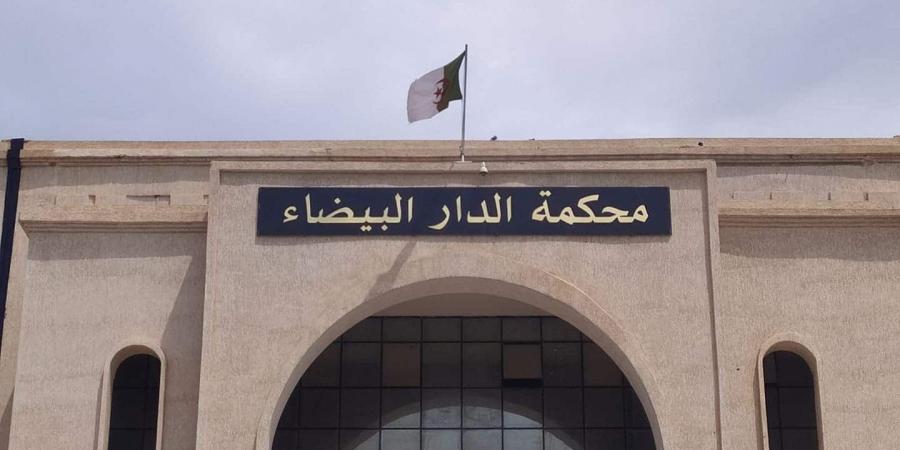 بعد
رواج
فيديو
..إيداع
6
متهمين
الحبس
لإنشاء
عصابة
أحياء
والمشاجرة
بأسلحة
بيضاء - تكنو بلس