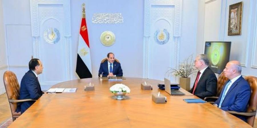 الرئيس
      السيسي
      يشدد
      على
      ضرورة
      محاسبة
      المتسببين
      في
      مشكلة
      البنزين
      وضمان
      عدم
      تكرارها - تكنو بلس