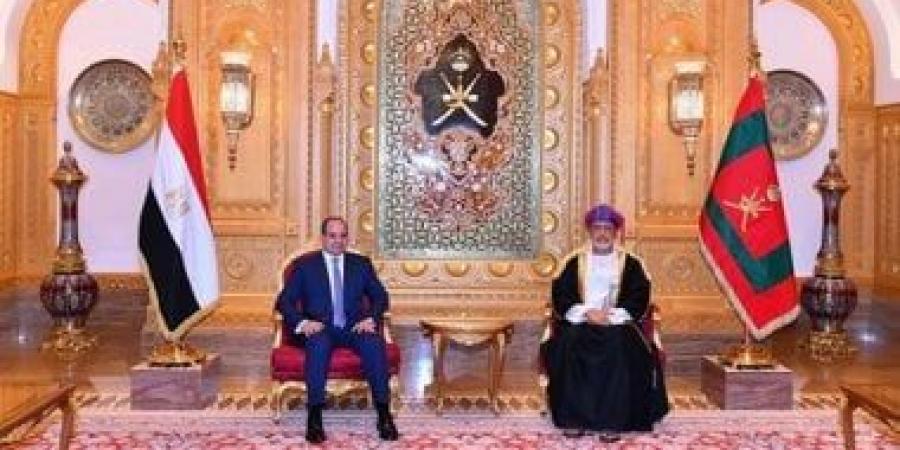 الرئيس السيسي وقرينته يعزيان سلطان عمان وحرمه فى وفاة والدة حرم السلطان