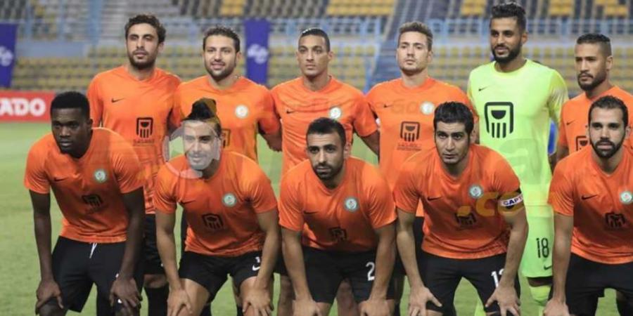 البنك
الأهلي
يحفز
لاعبيه
بالمكافآت
للبقاء
فى
المربع
الذهبي
للدوري - تكنو بلس