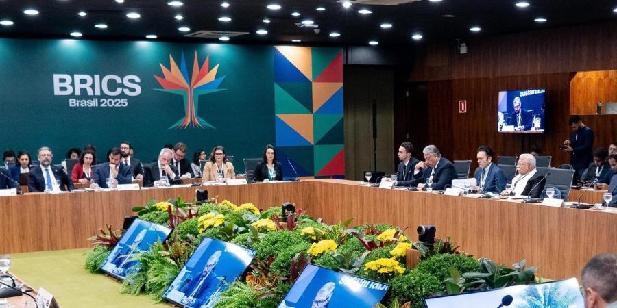 مصر
      تشارك
      في
      اجتماع
      وزراء
      طاقة
      تجمع
      "البريكس"
      بالبرازيل - تكنو بلس