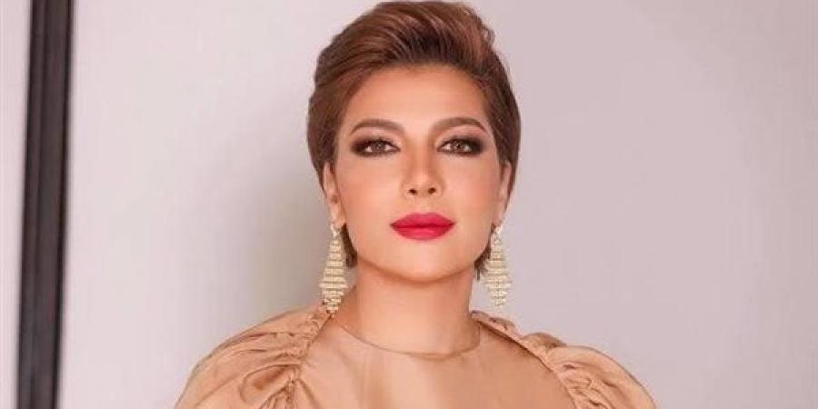 أصالة
      تشعل
      أجواء
      الكويت
      بحفل
      غنائي
      مميز..
      هذا
      الموعد - تكنو بلس