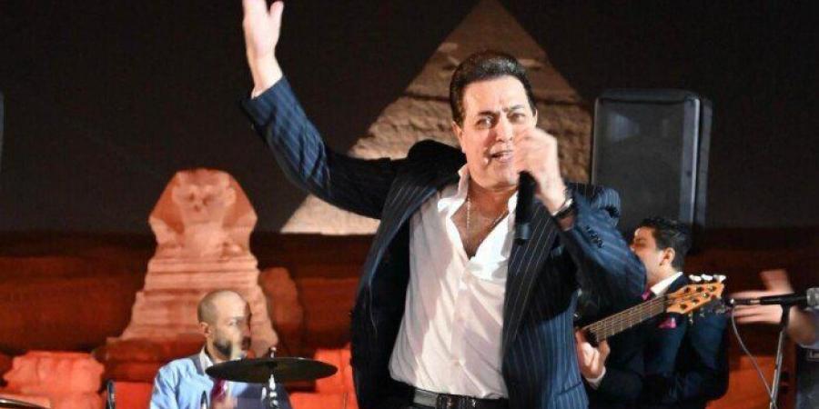 مع
      اقتراب
      موعد
      افتتاحه..
      «حكيم»
      يدعو
      العالم
      لزيارة
      المتحف
      المصري
      الكبير
      «صورة» - تكنو بلس