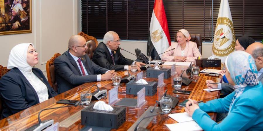 وزيرة البيئة ونظيرتها الفرنسية تناقشان تعزيز ملف مواجهة التلوث البلاستيكي - تكنو بلس