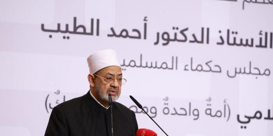 شيخ الأزهر يشارك في قمة الإعلام العربي بدبي - تكنو بلس
