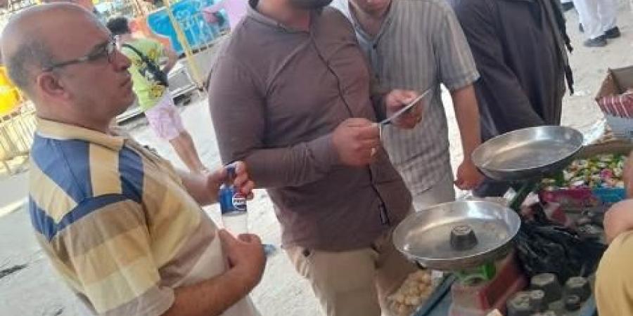 إعدام
165
كيلوجرام
أغذية
فاسدة
وتحرير
45
محضرًا 
بسمالوط  - تكنو بلس