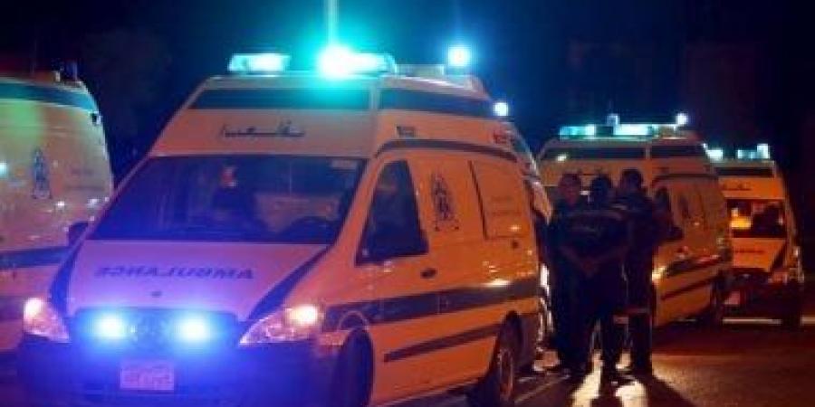 سباق سيارات ينتهى بحادث تصادم فى دمياط وإصابة 3 أشخاص