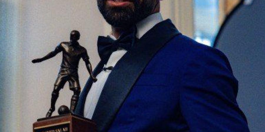 الليلة..
      محمد
      صلاح
      يتحدث
      حصريًا
      لـ"أون
      سبورت"
      بعد
      إنجازه
      التاريخي
      بالدوري
      الإنجليزي - تكنو بلس