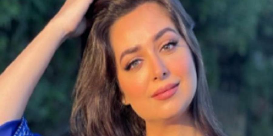 هبة
مجدي
فتاة
فقيرة
تساعد
والدتها
"
حرب
الجبالي" - تكنو بلس