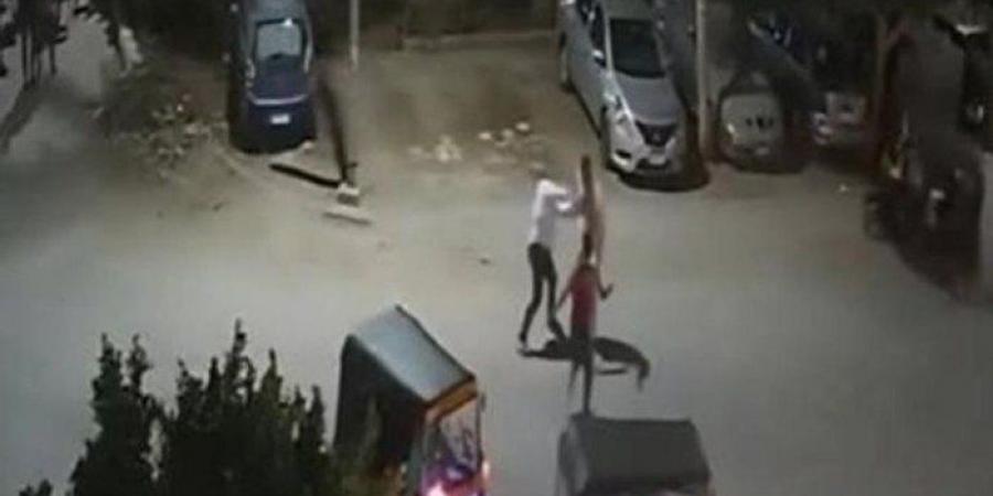 جريمة
      بشعة
      تهز
      الشارع
      المصري
      والضحية
      سائق
      توك
      توك
      «عشريني»..
      ما
      القصة
      والتفاصيل؟ - تكنو بلس