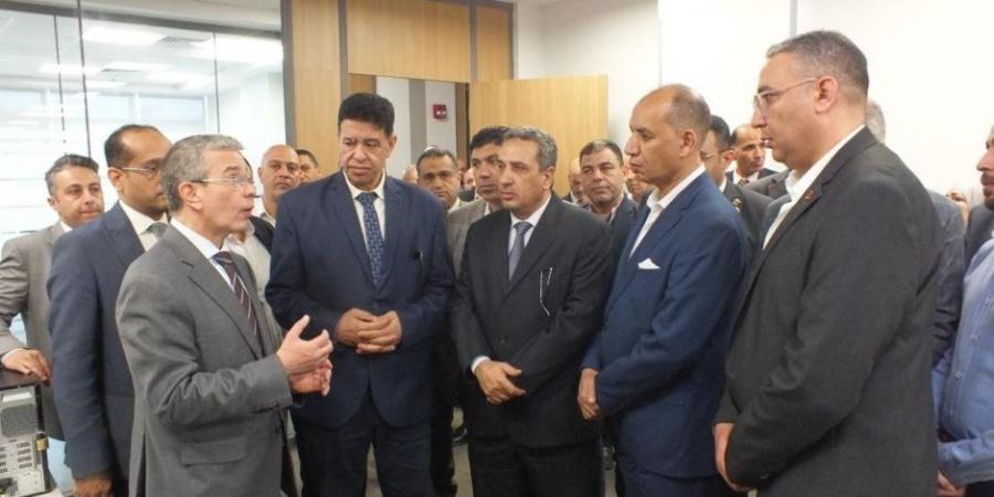 رئيس مصلحة الجمارك فى جولة ميدانية بميناءي الإسكندرية والدخيلة - تكنو بلس