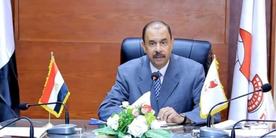 محافظ
سوهاج
يعقد
اجتماعًا
لبحث
موقف
مشروعات
"حياة
كريمة" - تكنو بلس