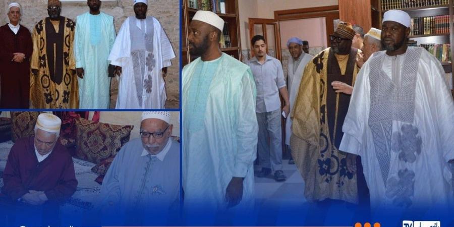  وفد
من
بوركينافاسو
يزور
عين
ماضي
لتجديد
البيعة
للخليفة
العام
للطريقة
التيجانية - تكنو بلس