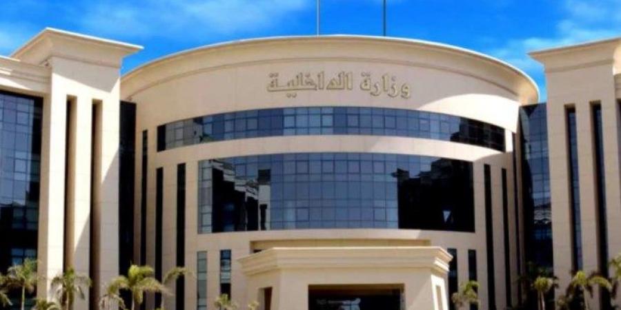 الداخلية
تكشف
ملابسات
مقتل
طالب
بالبحيرة - تكنو بلس