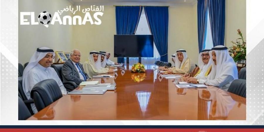 جائزة
      عيسى
      لخدمة
      الإنسانية
      تعقد
      جلستها
      العاشرة
      في
      دورتها
      الرابعة-القناص
      الاخباري - تكنو بلس