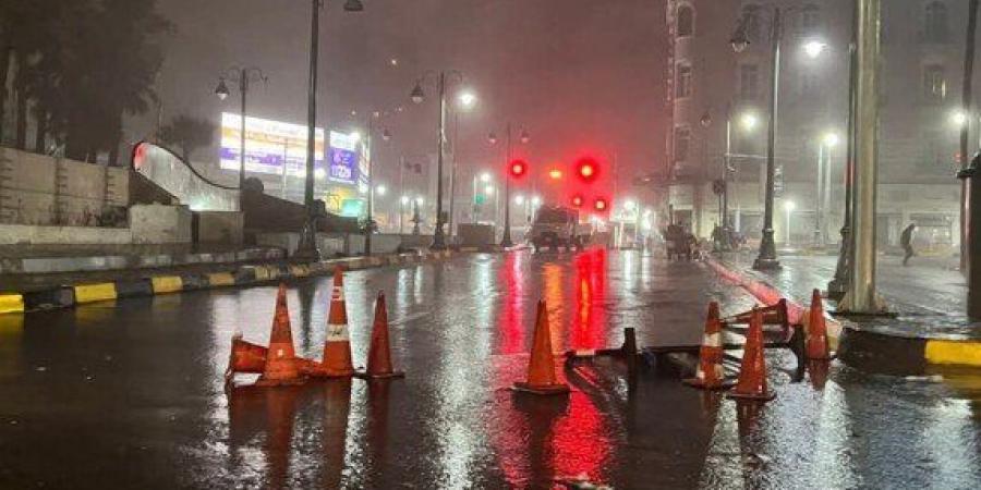 أمطار
      غزيرة
      تضرب
      الإسكندرية
      مع
      رياح
      شديدة
      وانخفاض
      بدرجات
      الحرارة..
      فيديو - تكنو بلس