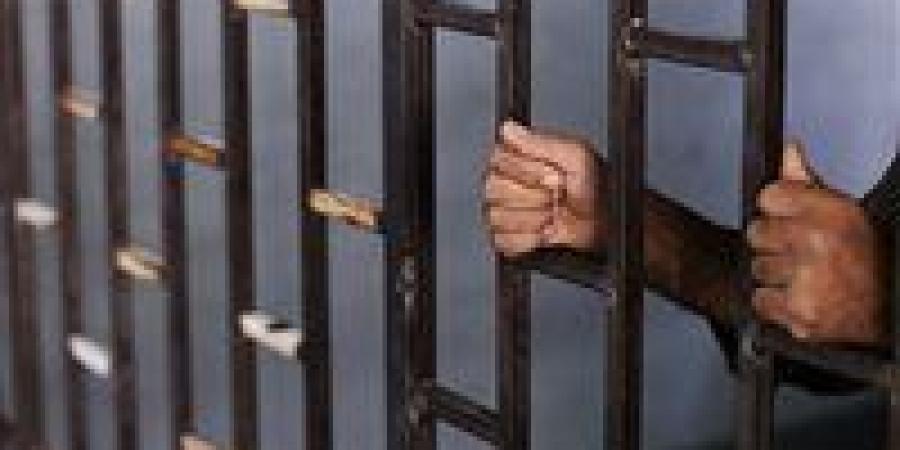 ضبط
      قائد
      سيارة
      بمصر
      الجديدة
      ثبت
      لوحتين
      مختلفتين
      على
      مركبته
      أثناء
      سيره - تكنو بلس