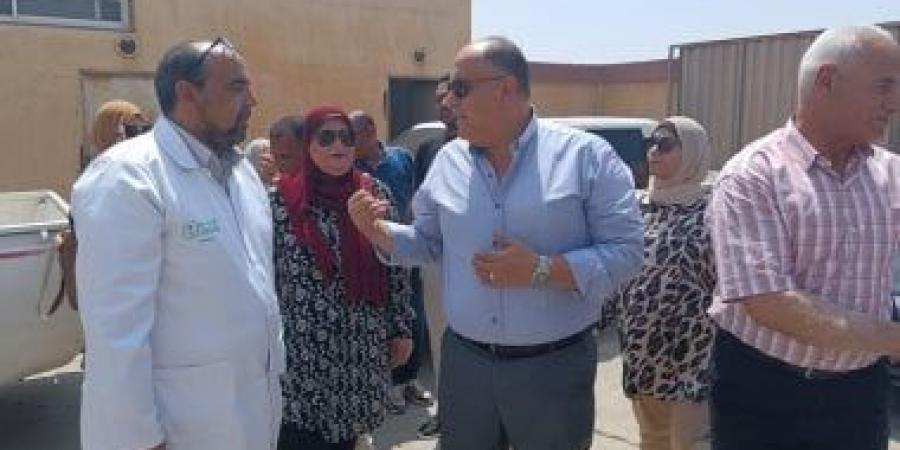 سكرتير عام الإسماعيلية يتفقد المجزر الآلي بأبو خليفة وأبو صوير قبل عيد الأضحى