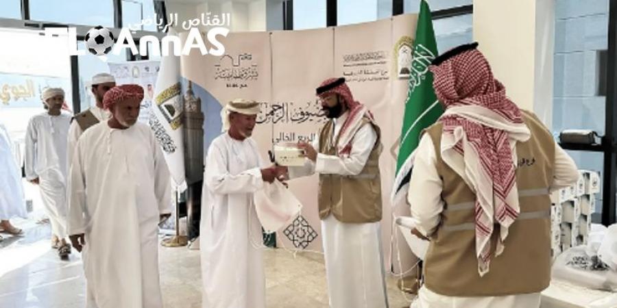 “الشؤون
      الإسلامية”
      تقدم
      خدماتها
      لأكثر
      من
      2700
      حاج
      في
      منفذ
      الربع
      الخالي
      وتوزّع
      11
      ألف
      مادة
      توعوية
      وتعريفية-القناص
      الاخباري - تكنو بلس