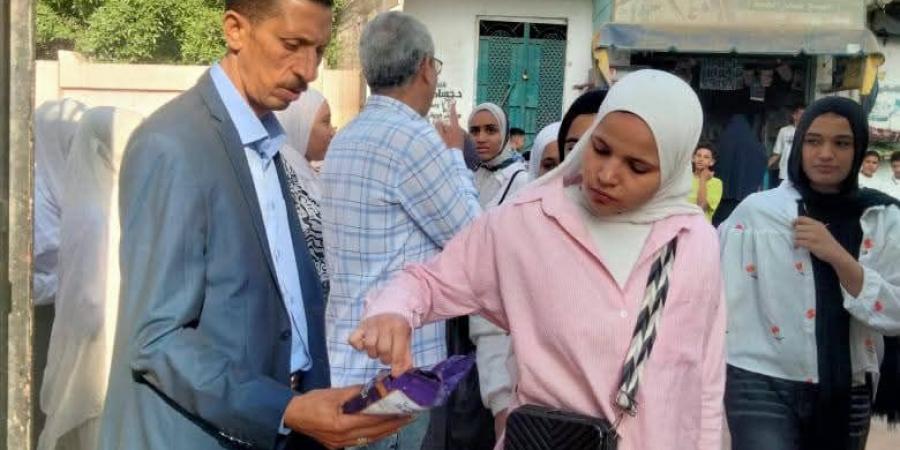 مبادرة
      "الشوكولاتة"
      لتخفيف
      التوتر
      لطلاب
      الشهادة
      الإعدادية
      بإدارة
      إطسا
      التعليمية
      بالفيوم - تكنو بلس