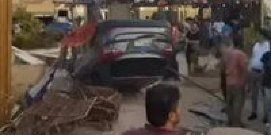 سيارة
      تقتحم
      كافيه
      وتصيب
      4
      أشخاص
      بأكتوبر - تكنو بلس