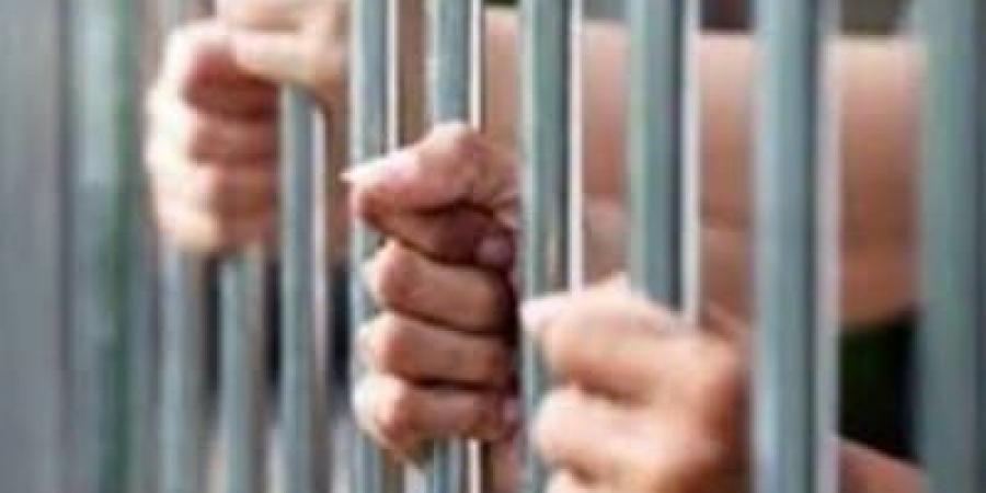 محاكمة
نقاشين
متهمين
بقتل
مساعد
وزيرالداخلية
الأسبق
وزوجته
بأسيوط - تكنو بلس