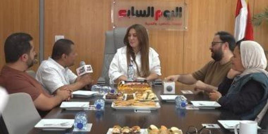 كندة
علوش:
دمعتي
قريبة
وما
بزعلش
من
عمرو
يوسف
وحياة
وكريم
هما
فرحة
حياتي - تكنو بلس