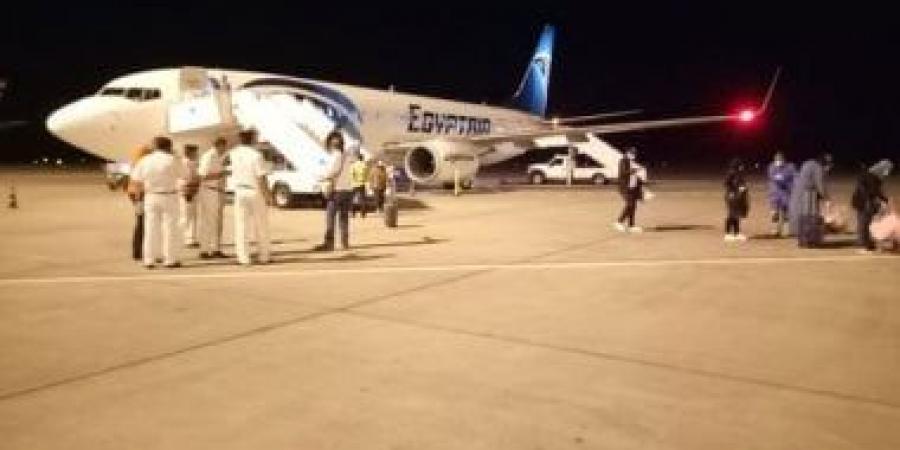 مطار مرسى علم الدولى يستقبل اليوم 17 رحلة طيران