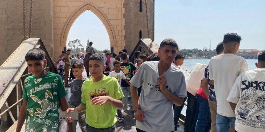 القناطر
      الخيرية
      تستقبل
      المواطنين
      للإحتفال
      بعيد
      الأضحى
      المبارك
      (صور) - تكنو بلس