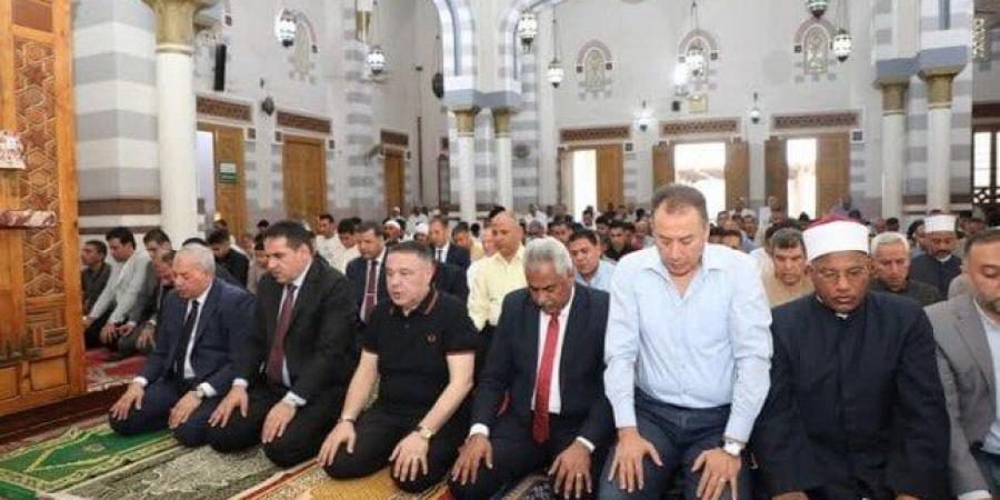 محافظ
      البحر
      الأحمر
      يؤدي
      صلاة
      العيد
      بمسجد
      عبد
      المنعم
      رياض
      وسط
      جموع
      المواطنين - تكنو بلس