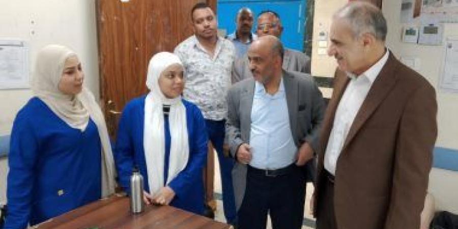 انتظام الخدمات بالمستشفى الجامعى بأسوان فى ثانى أيام عيد الأضحى المبارك