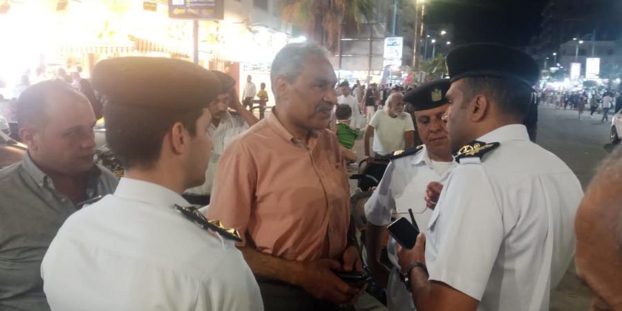 حملات
مرورية
بمطروح
للتأكد
من
التزام
سائقي
سيارات
الأجرة   - تكنو بلس