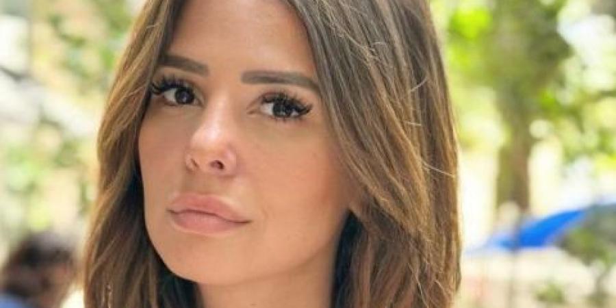شخصية
إيمان
العاصى
بفيلم
"فى
عز
الضهر" - تكنو بلس